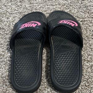 Nike Black and Pink Women's Sandals